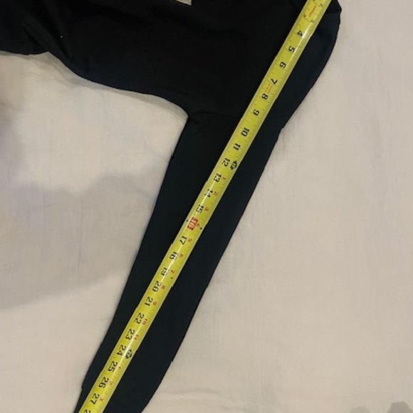 Leith Sweater Gold Text Pop Fizz Clink Size XS - Picture 4 of 7